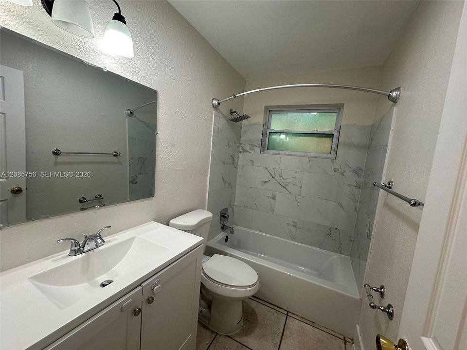 В аренду: $2,100 (2 спален, 1 ванн, 1200 Квадратных фут)
