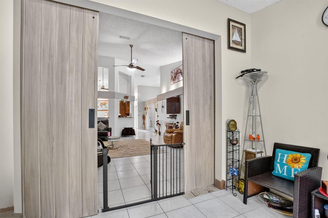 Sunroom/ Florida Room