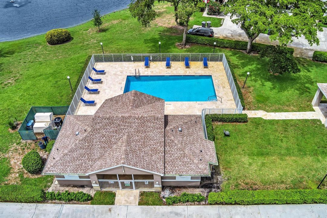 Club Pool