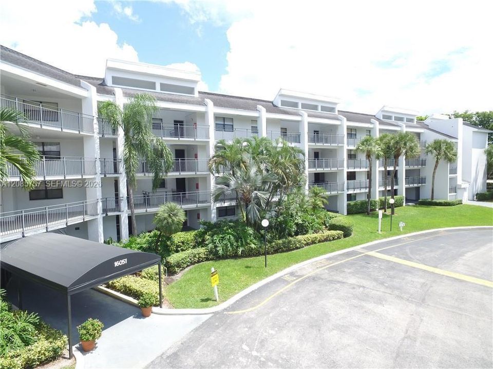 En Venta: $350,000 (2 camas, 2 baños, 1292 Pies cuadrados)
