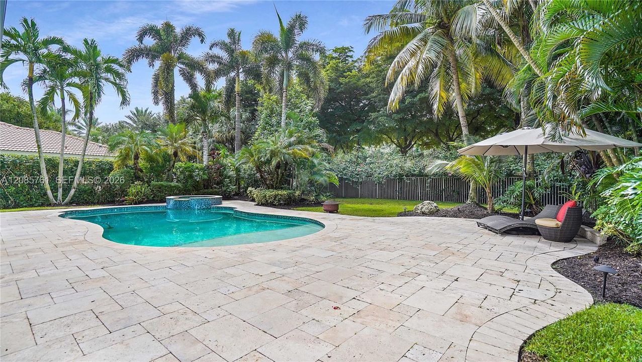 На продажу: $1,675,000 (5 спален, 5 ванн, 4027 Квадратных фут)