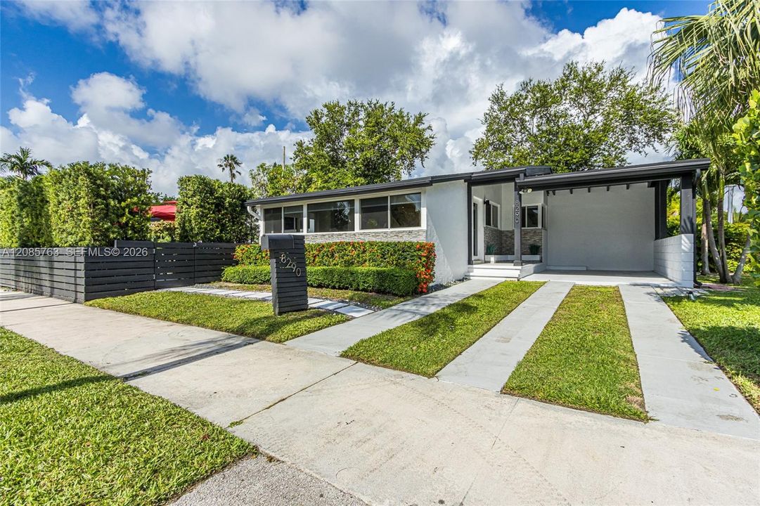 En Venta: $1,295,000 (3 camas, 2 baños, 1570 Pies cuadrados)
