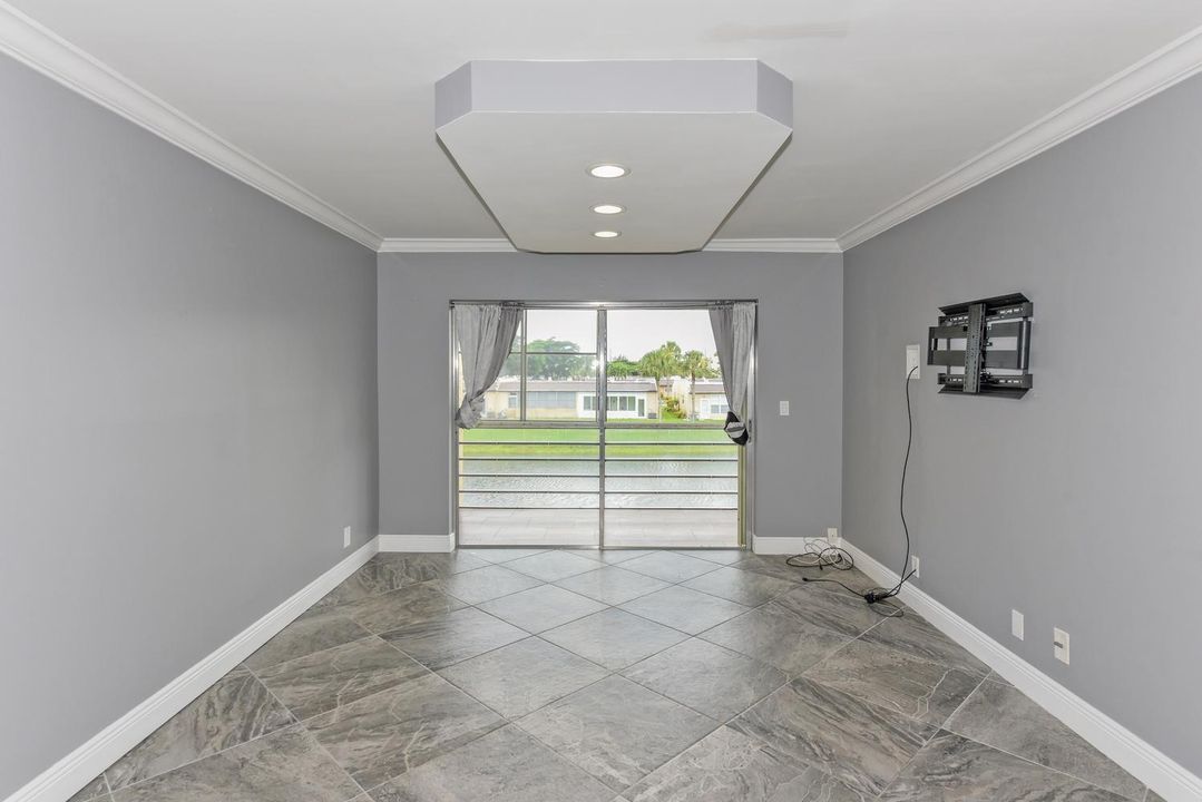012-056-156 Lake Evelyn Dr-1498x1000