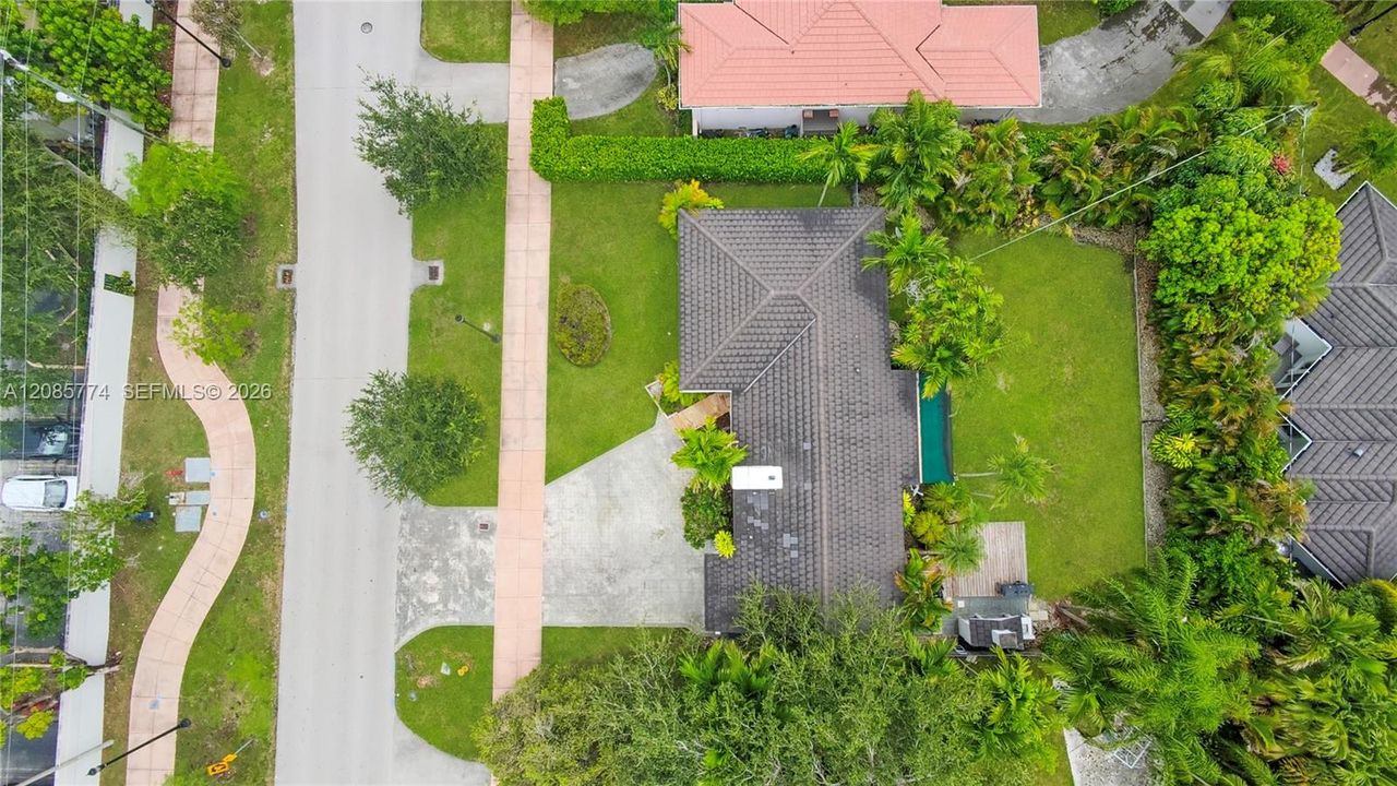 For Rent: $7,450 (3 beds, 2 baths, 1271 Square Feet)