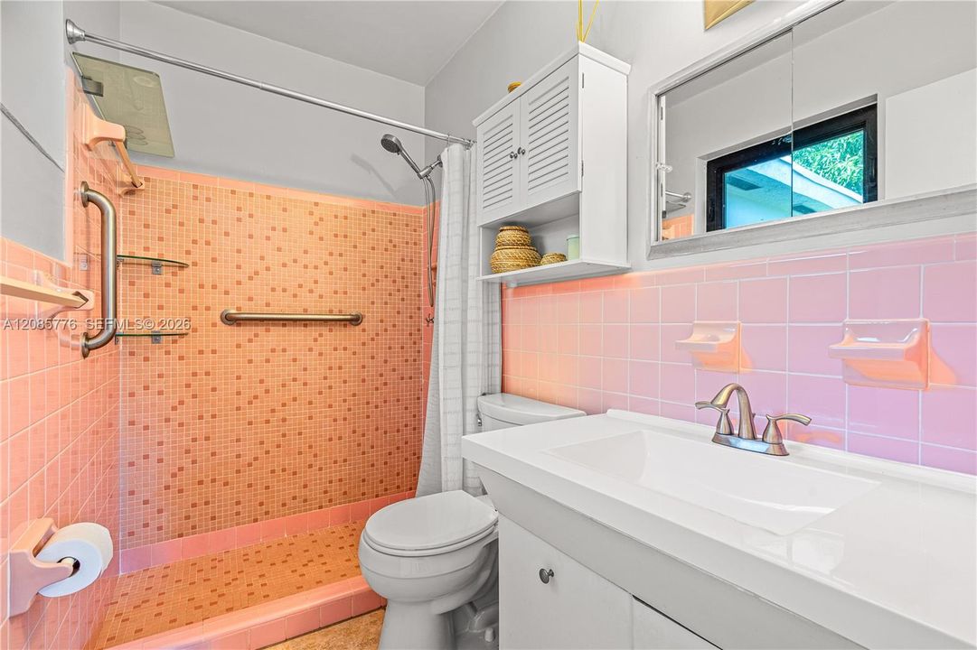 En Venta: $695,999 (3 camas, 2 baños, 1509 Pies cuadrados)