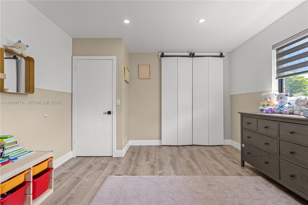 En Venta: $695,999 (3 camas, 2 baños, 1509 Pies cuadrados)
