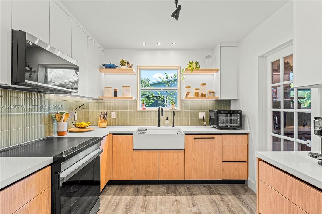 En Venta: $695,999 (3 camas, 2 baños, 1509 Pies cuadrados)
