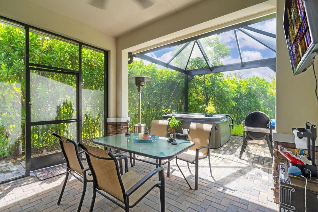 33-web-or-mls-19704Weathervane-33