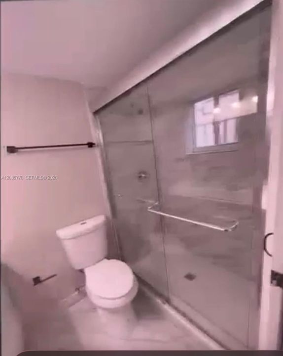 For Rent: $2,400 (2 beds, 2 baths, 980 Square Feet)