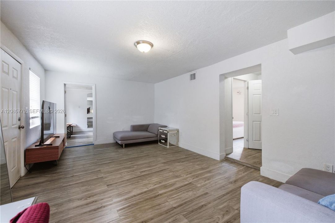 For Sale: $720,000 (4 beds, 3 baths, 2440 Square Feet)