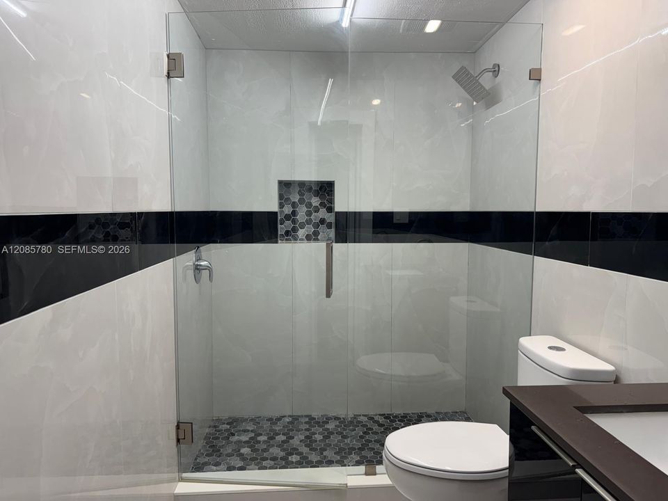 В аренду: $1,650 (1 спален, 1 ванн, 1286 Квадратных фут)