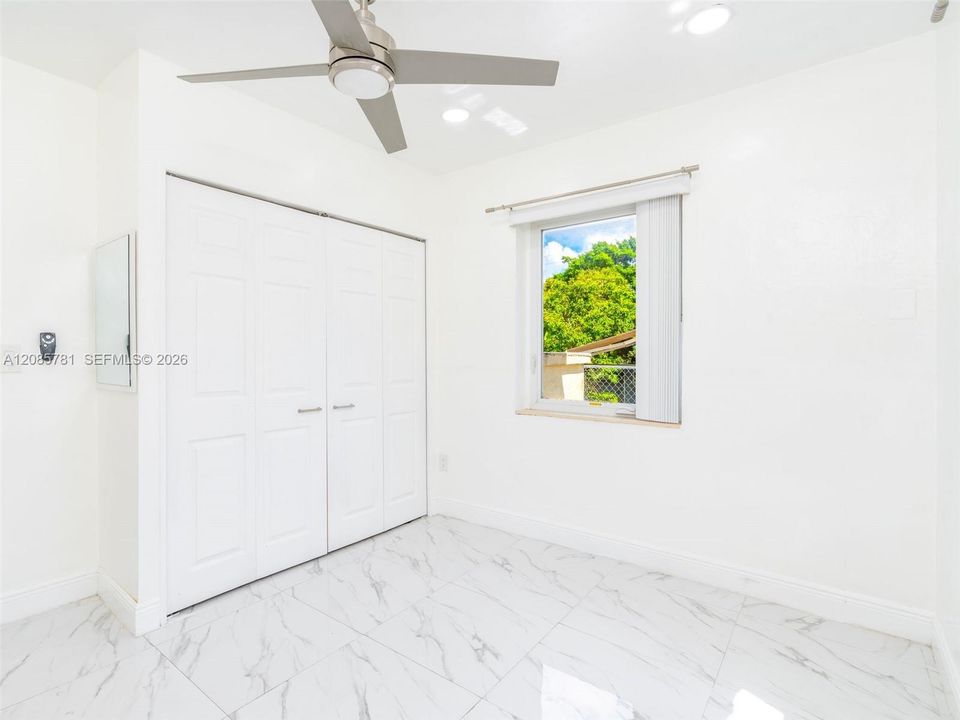 2nd bedroom