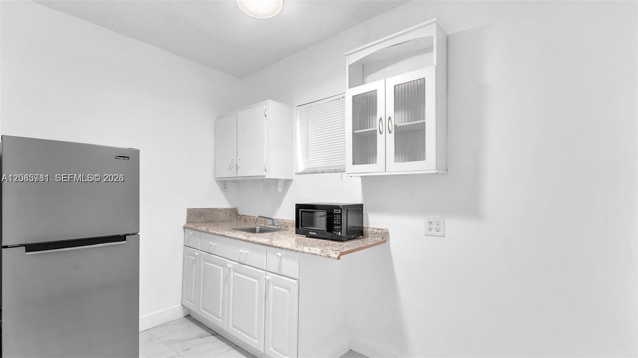 efficiency kitchen