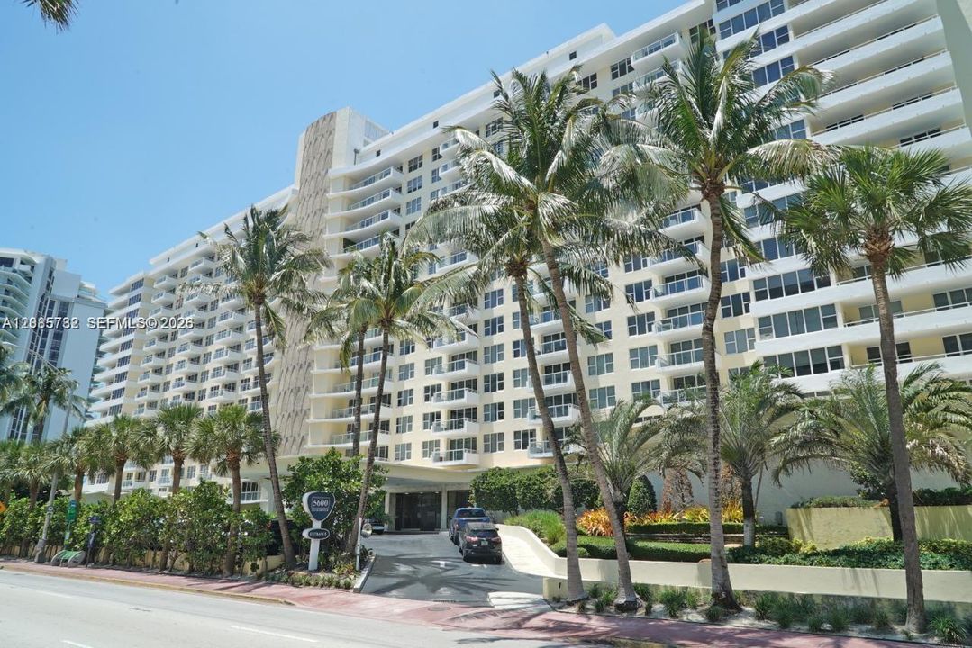 For Sale: $498,000 (2 beds, 2 baths, 1190 Square Feet)