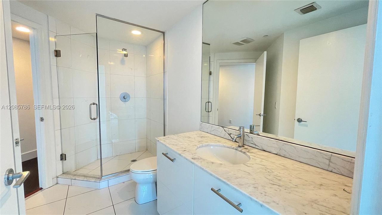 For Sale: $639,000 (2 beds, 2 baths, 1123 Square Feet)