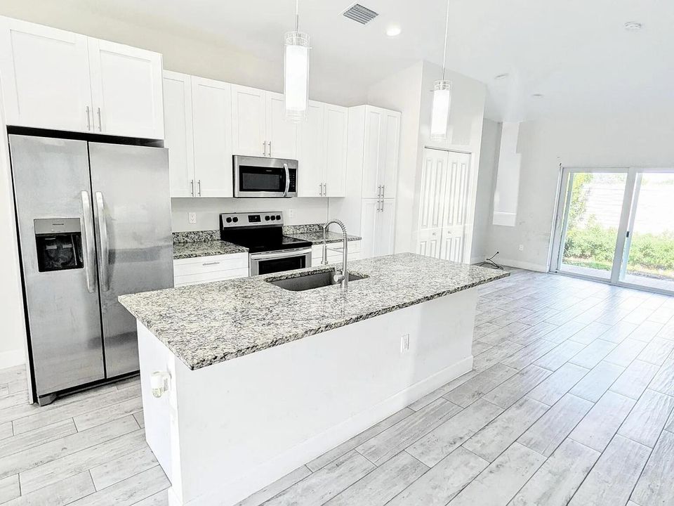 1566 W 26th Ct-1