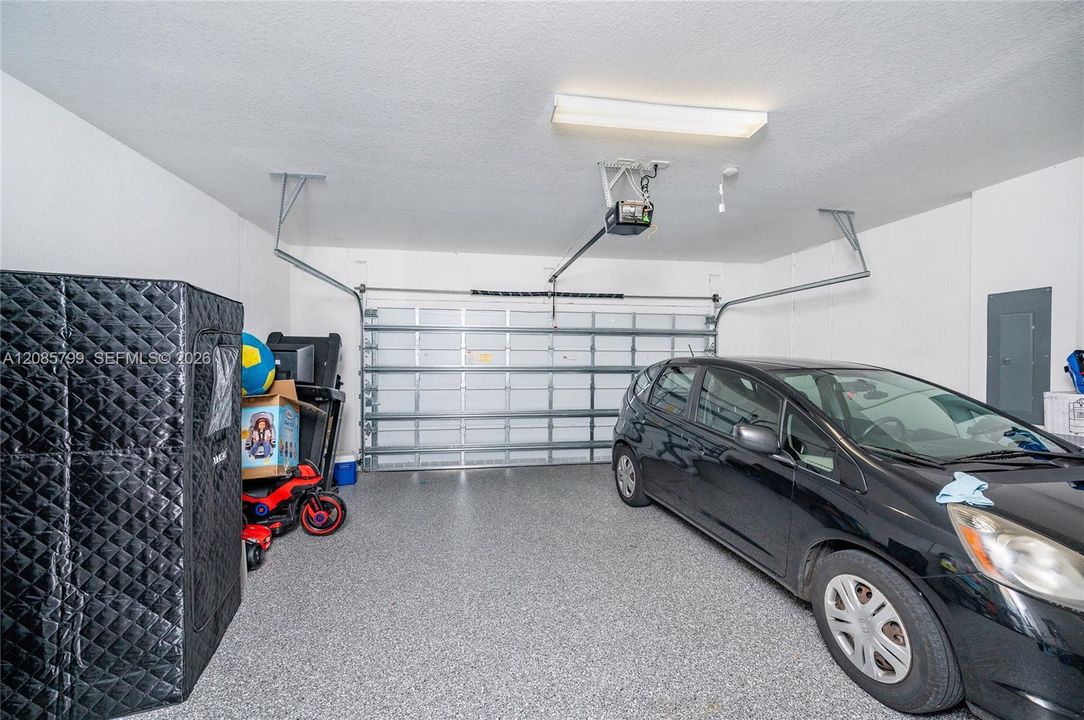 For Sale: $775,000 (4 beds, 3 baths, 2591 Square Feet)