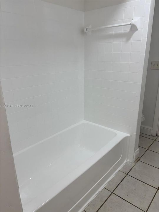 В аренду: $1,800 (2 спален, 1 ванн, 903 Квадратных фут)