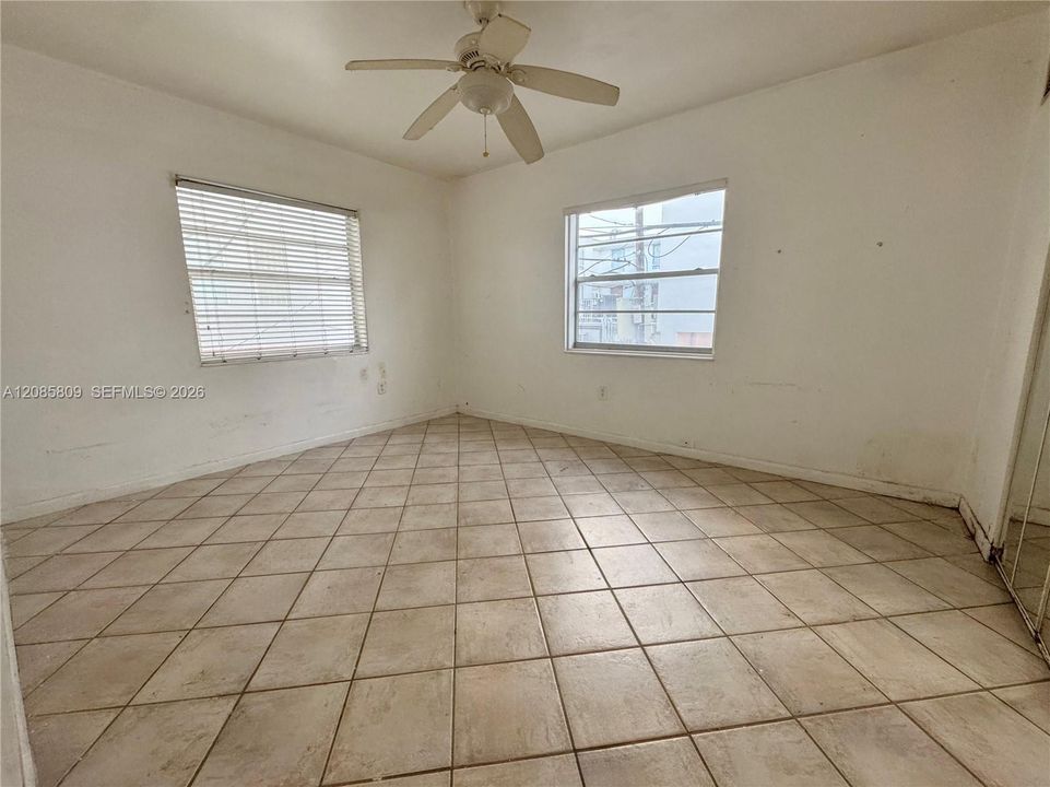 En Venta: $189,900 (1 camas, 1 baños, 680 Pies cuadrados)