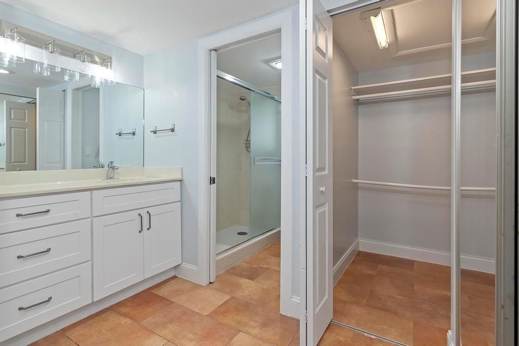 4307 Wood Ride Rd - 033
