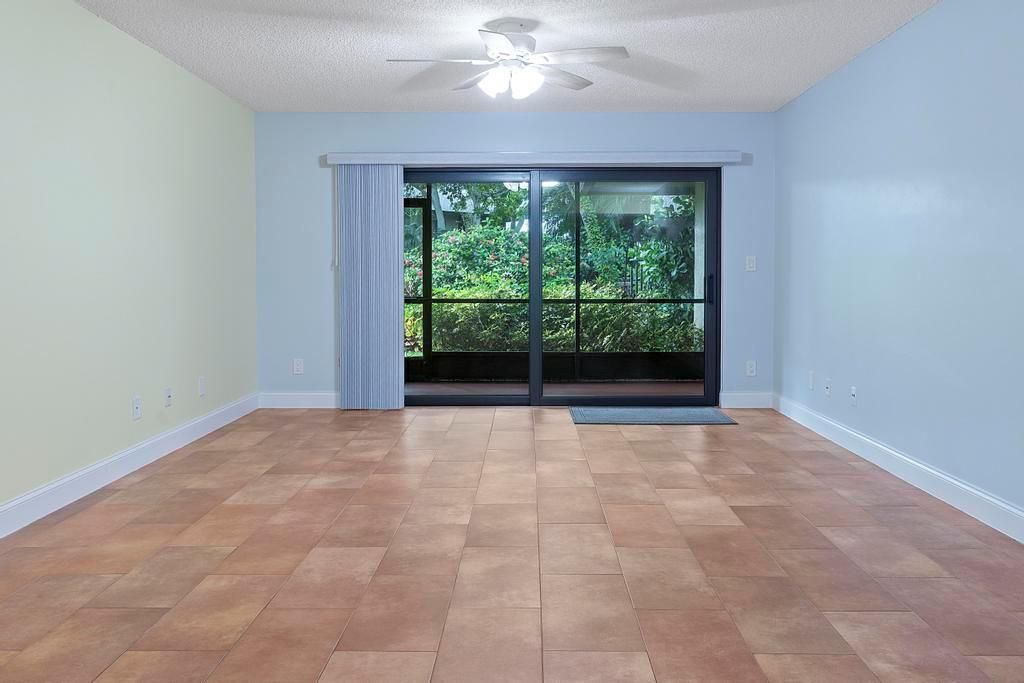 4307 Wood Ride Rd - 021