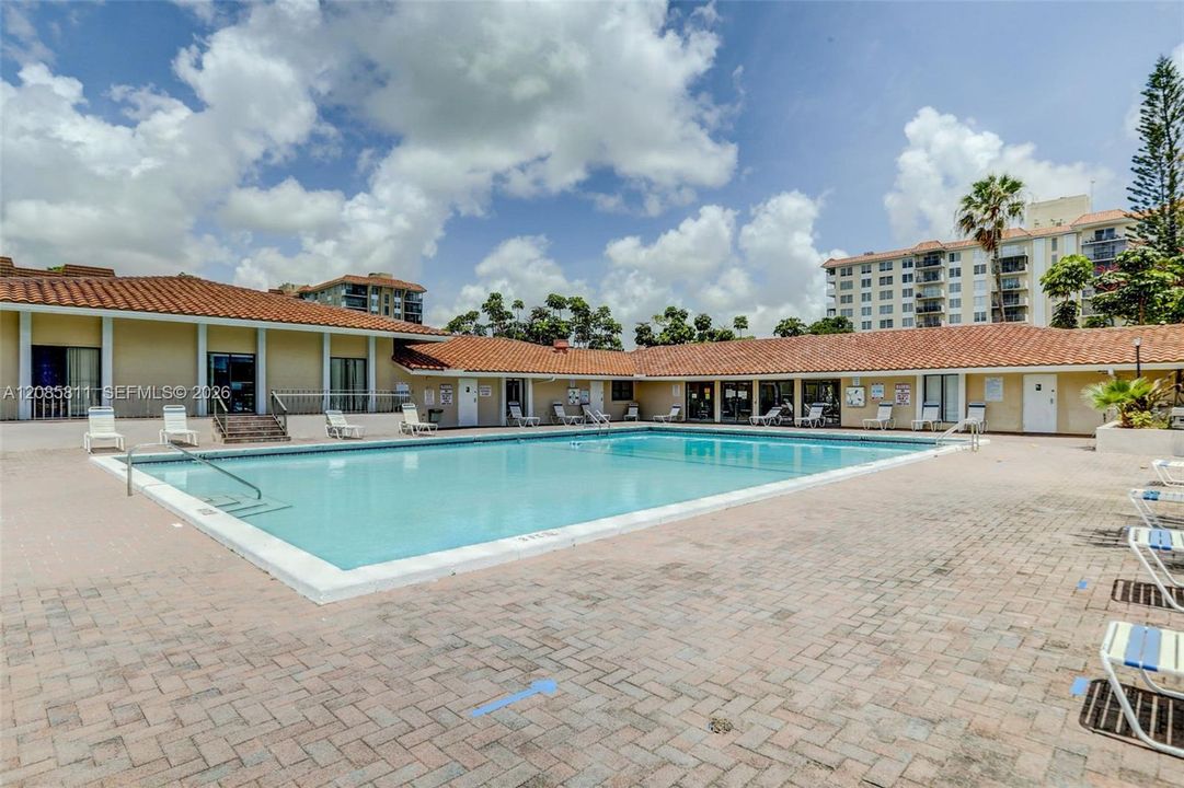 En Venta: $135,000 (2 camas, 2 baños, 1016 Pies cuadrados)
