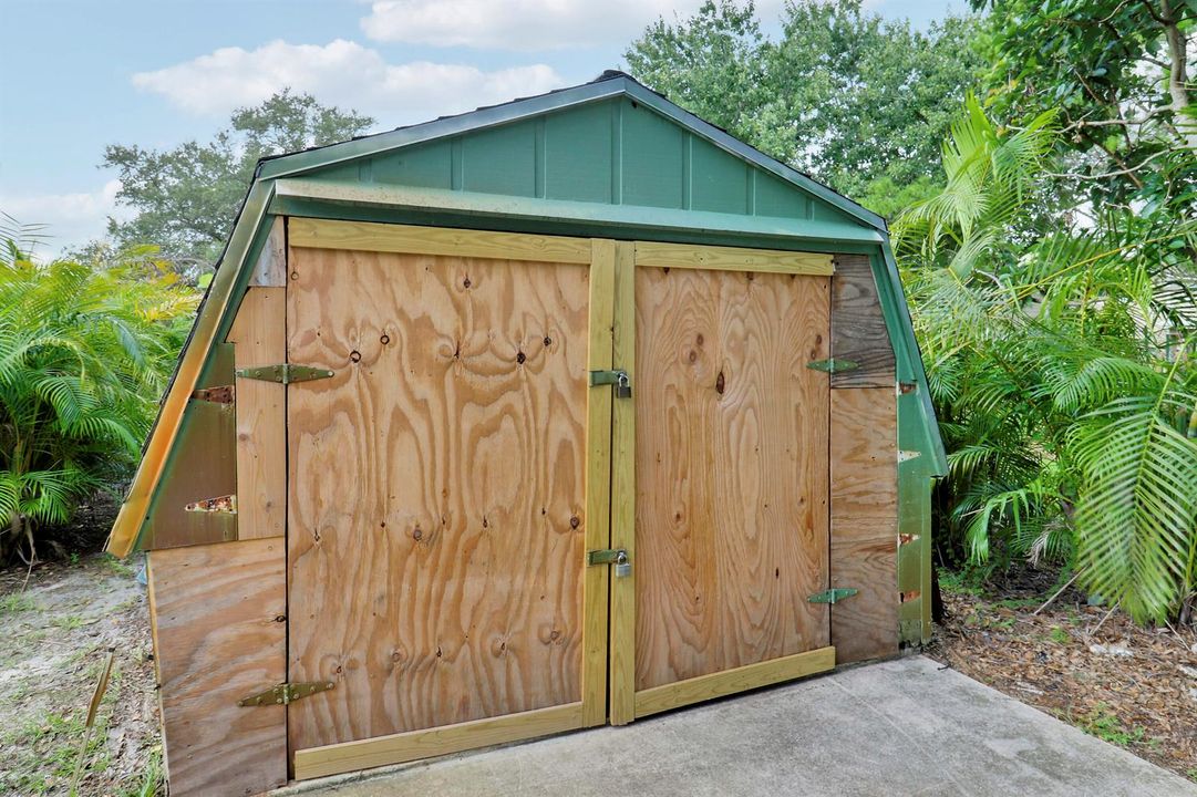 Shed 24 X 10