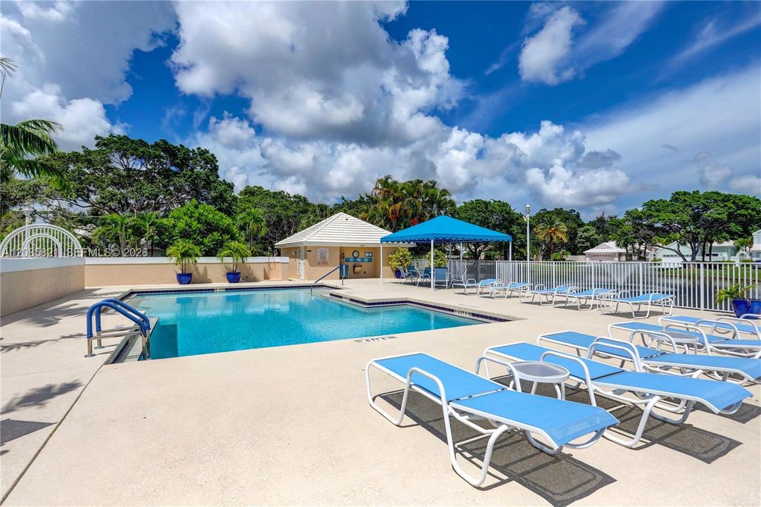 For Rent: $4,500 (3 beds, 2 baths, 2146 Square Feet)