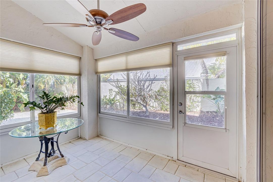 For Rent: $4,500 (3 beds, 2 baths, 2146 Square Feet)