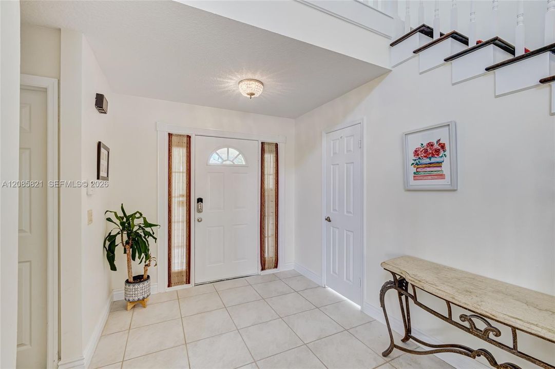 For Rent: $4,500 (3 beds, 2 baths, 2146 Square Feet)