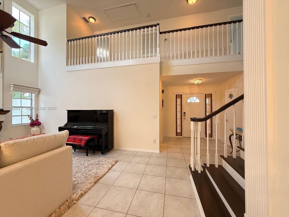 For Rent: $4,500 (3 beds, 2 baths, 2146 Square Feet)