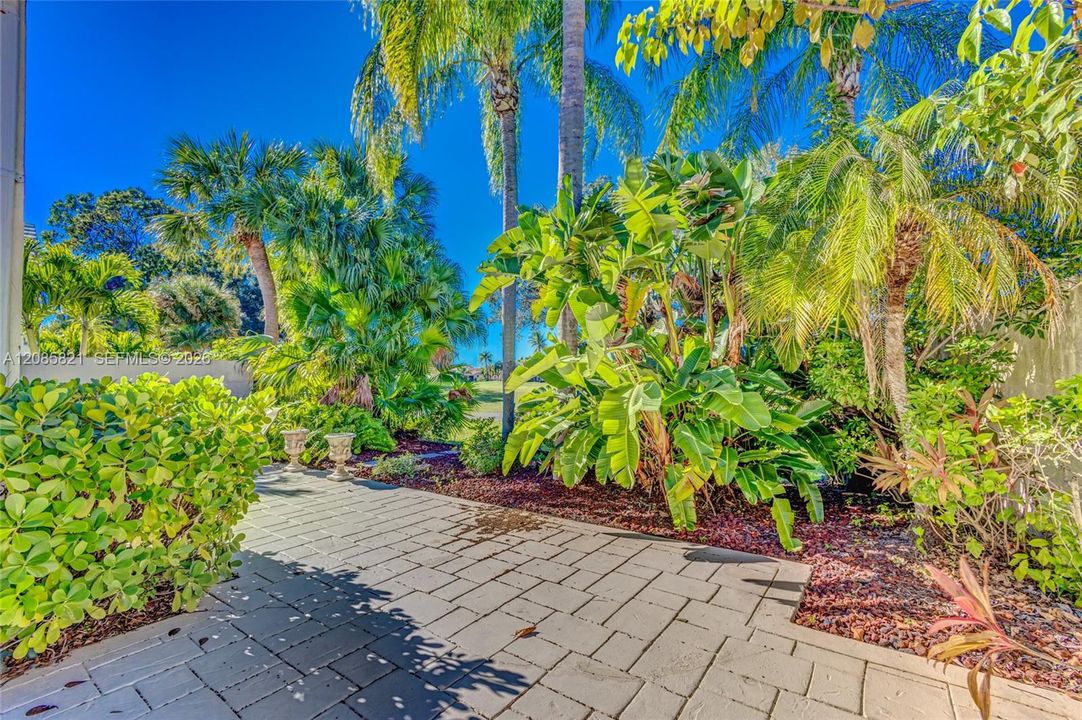 For Rent: $4,500 (3 beds, 2 baths, 2146 Square Feet)