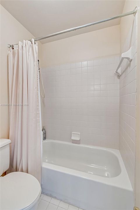 For Rent: $4,500 (3 beds, 2 baths, 2146 Square Feet)