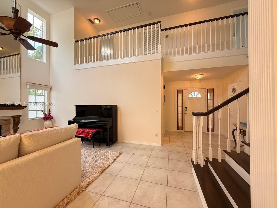 For Rent: $4,500 (3 beds, 2 baths, 2146 Square Feet)