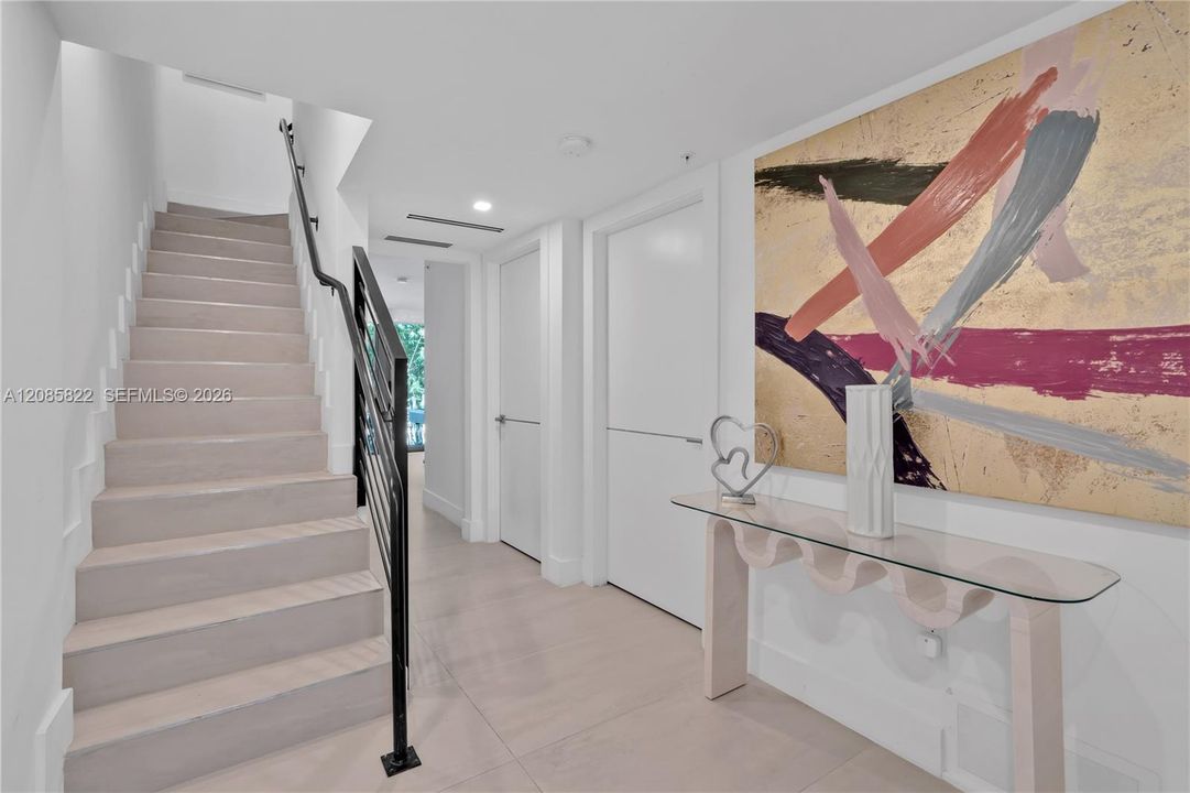 For Rent: $9,000 (4 beds, 3 baths, 3500 Square Feet)
