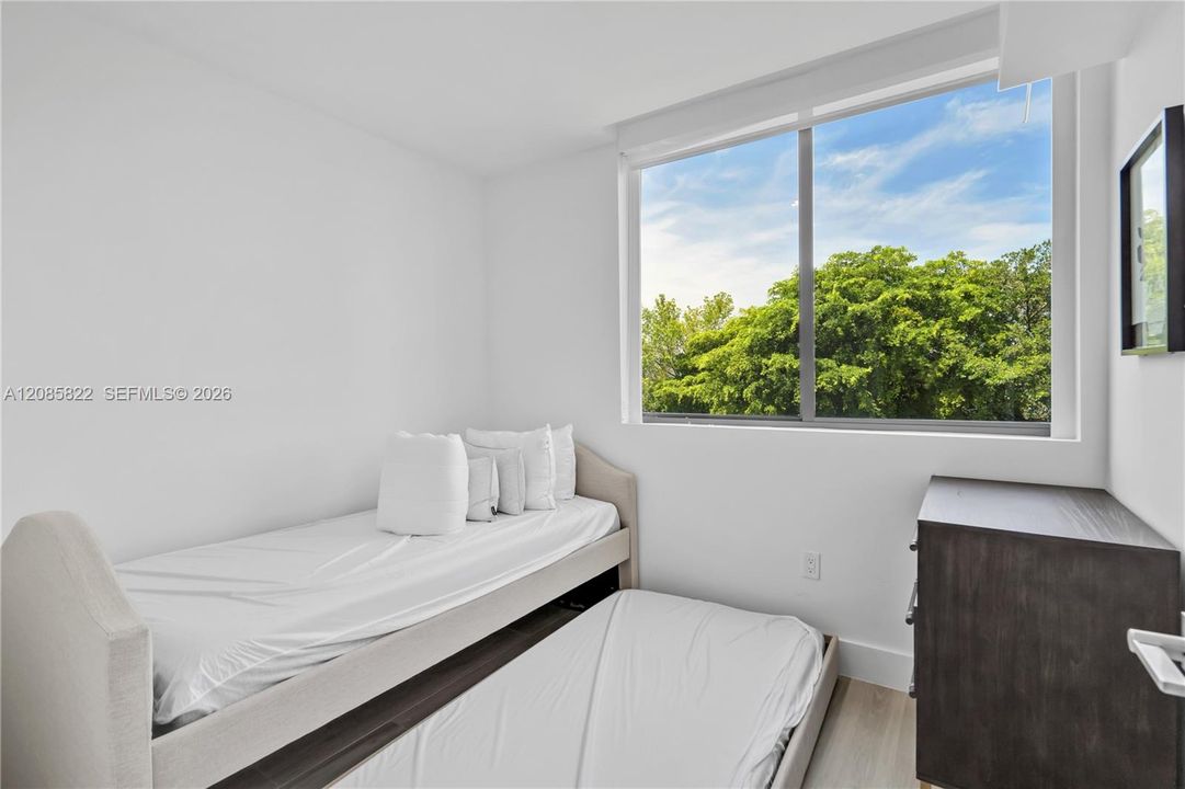 For Rent: $9,000 (4 beds, 3 baths, 3500 Square Feet)