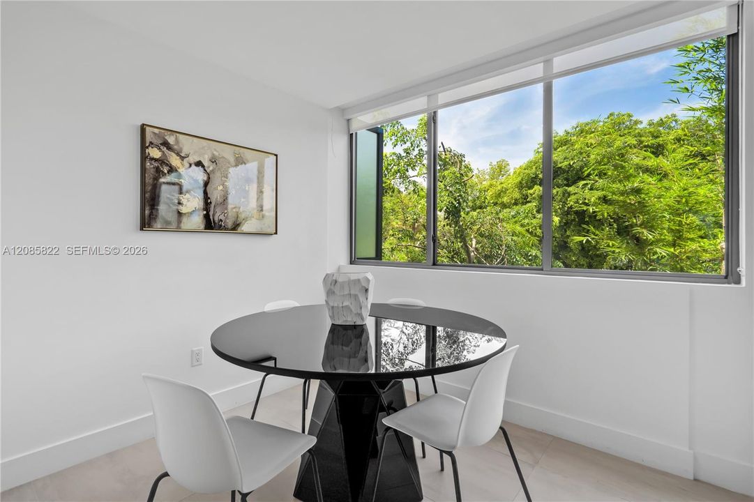For Rent: $9,000 (4 beds, 3 baths, 3500 Square Feet)