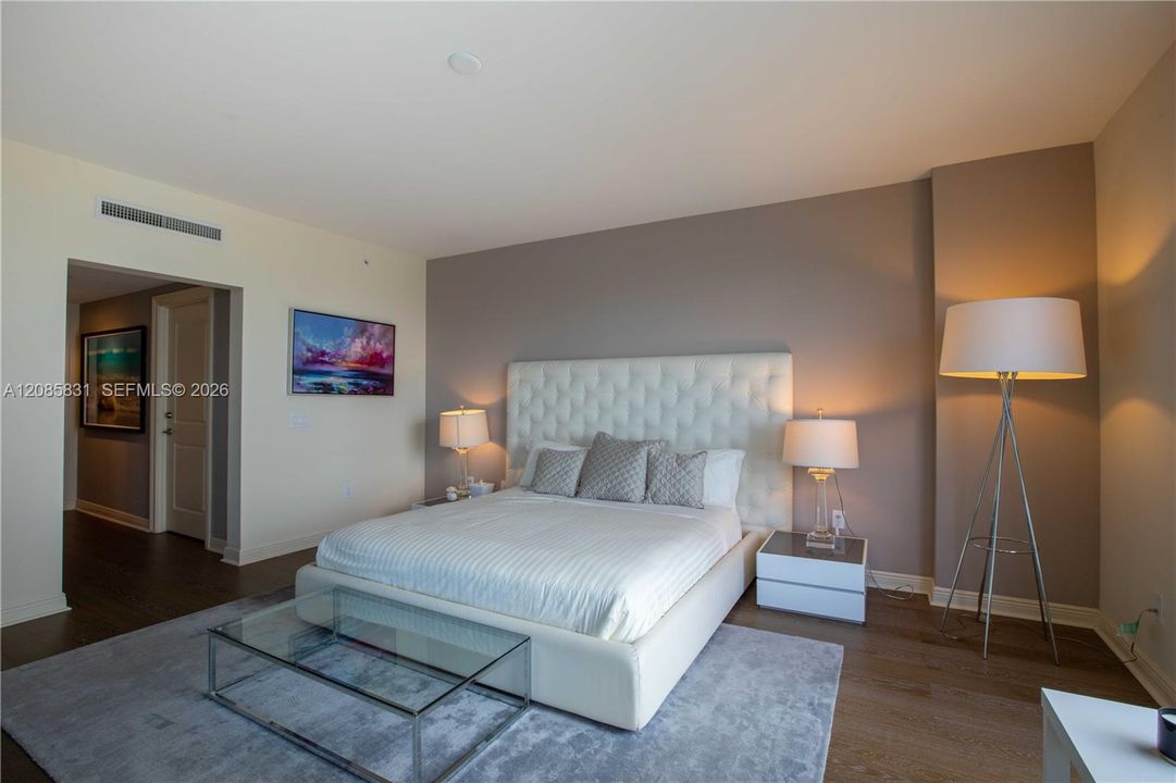 В аренду: $16,500 (3 спален, 3 ванн, 2840 Квадратных фут)