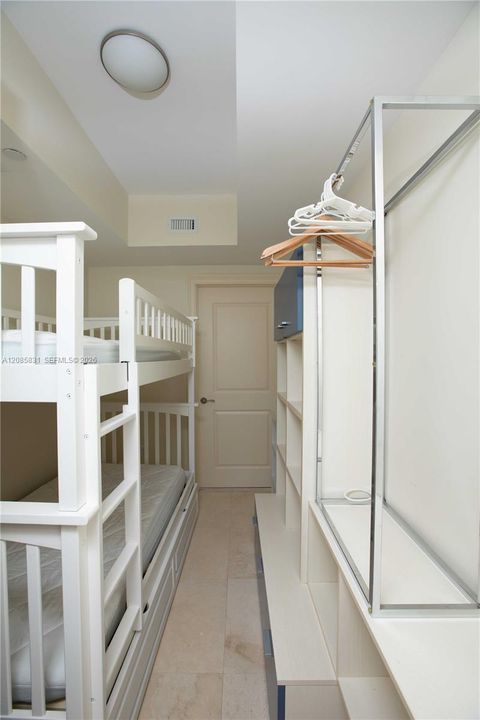 В аренду: $16,500 (3 спален, 3 ванн, 2840 Квадратных фут)