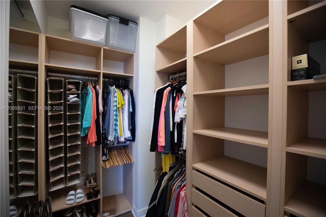 В аренду: $16,500 (3 спален, 3 ванн, 2840 Квадратных фут)