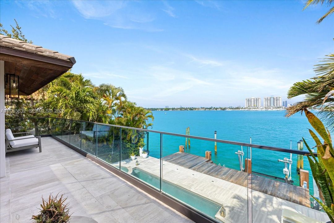 For Sale: $16,900,000 (7 beds, 7 baths, 5804 Square Feet)