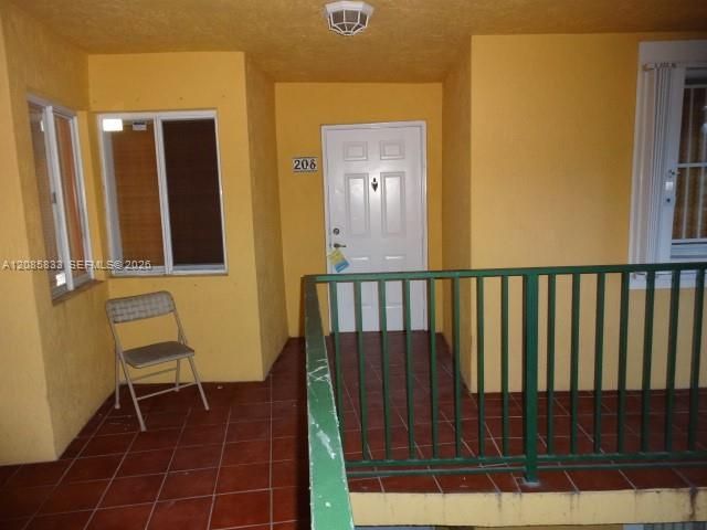 В аренду: $2,195 (2 спален, 2 ванн, 990 Квадратных фут)