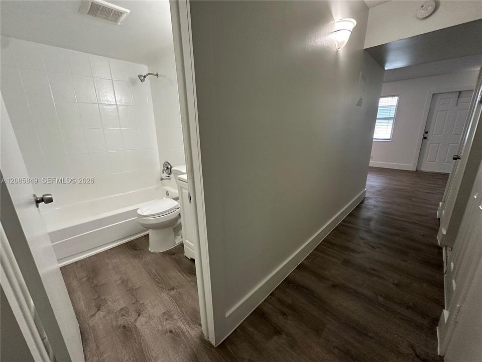 В аренду: $1,695 (1 спален, 1 ванн, 700 Квадратных фут)