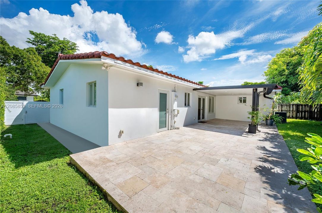 На продажу: $975,000 (4 спален, 3 ванн, 1759 Квадратных фут)