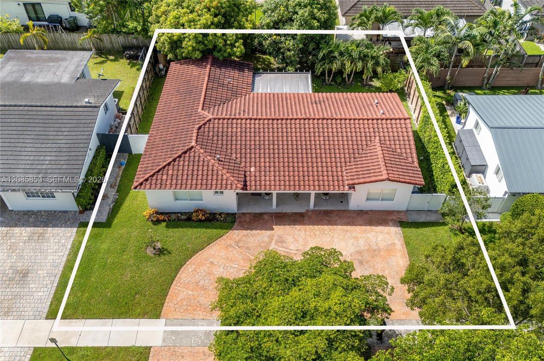 На продажу: $975,000 (4 спален, 3 ванн, 1759 Квадратных фут)