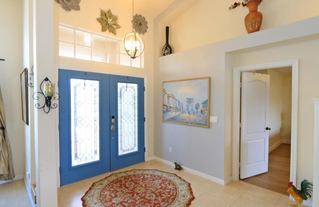 FOYER