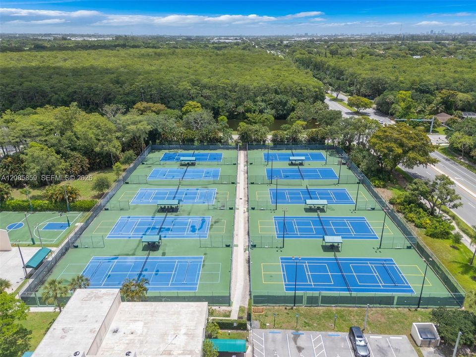 Aerial view of the community’s extensive recreational amenities, including multiple tennis courts.
