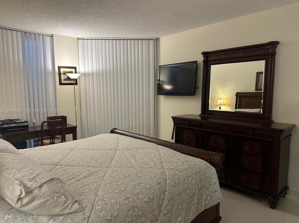 En Renta: $3,650 (2 camas, 2 baños, 1500 Pies cuadrados)