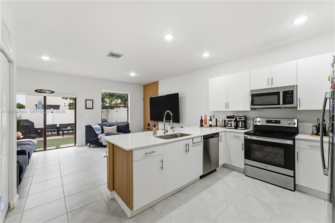 En Venta: $490,000 (3 camas, 2 baños, 1412 Pies cuadrados)