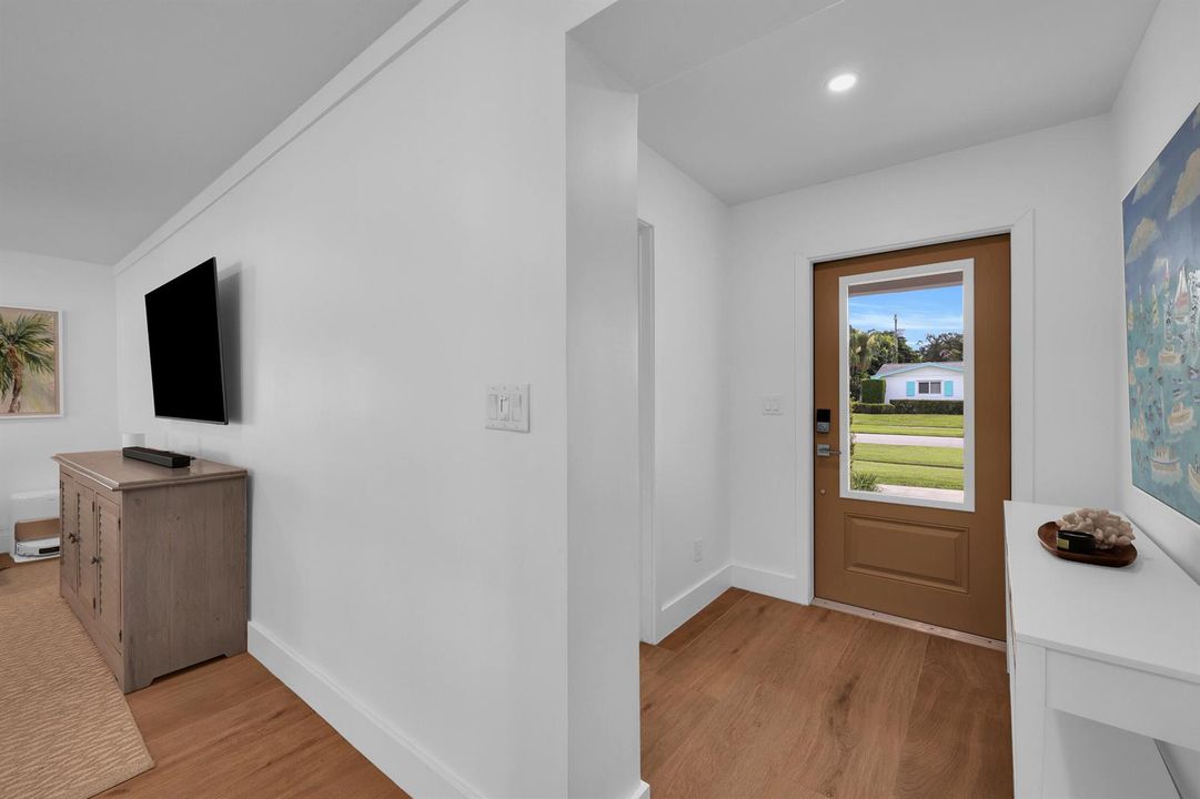 014_48jW